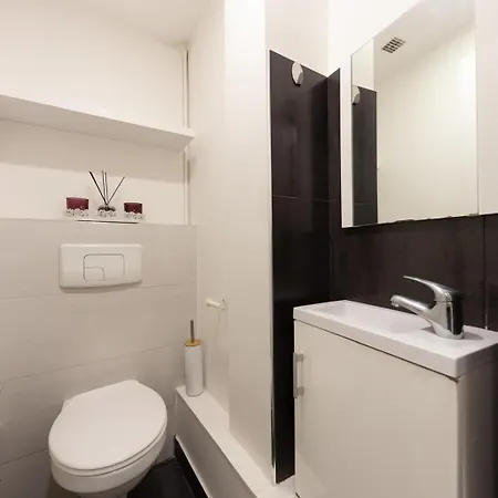 Apartment Arc & Luxe Champs-elysees